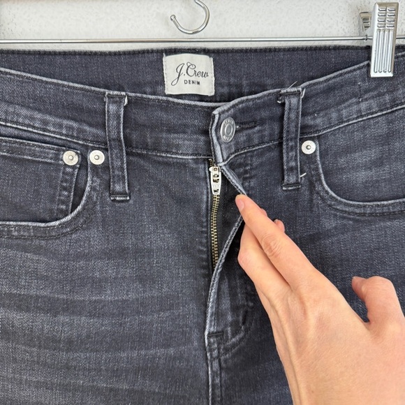 J. Crew Denim 9” Vintage Straight Charcoal Jeans Denim 28 Raw Hem - Picture 5 of 8